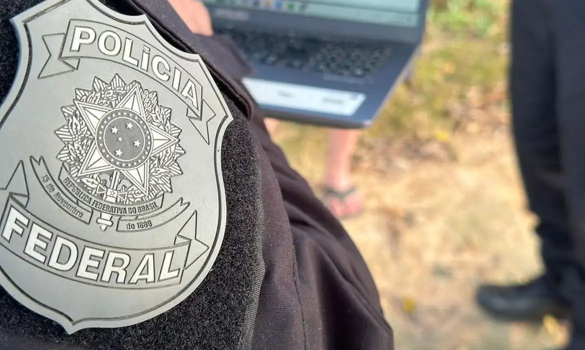 Leia mais sobre o artigo Polícia Federal cumpre mandados na Câmara dos Deputados