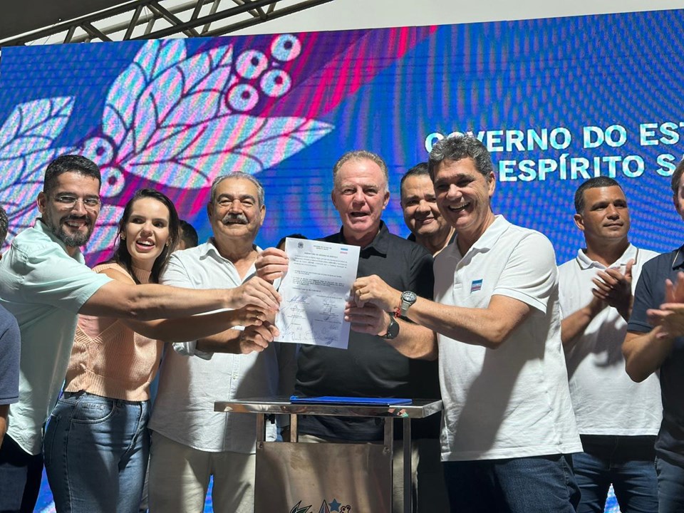 Leia mais sobre o artigo Governo do Estado autoriza segunda etapa de obras de infraestrutura e realiza entregas em Marataízes