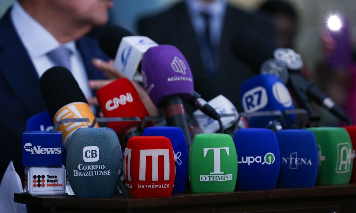Leia mais sobre o artigo Brasil ultrapassa EUA pela 1ª vez em ranking de liberdade de imprensa