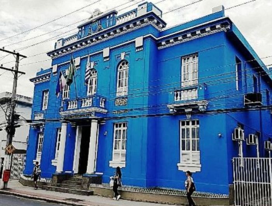 Leia mais sobre o artigo Justiça condena vereadores e servidores por esquema de “turismo com dinheiro público”